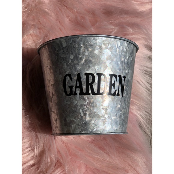 Garden & Welcome Gardening pots / bins - Picture 2 of 3